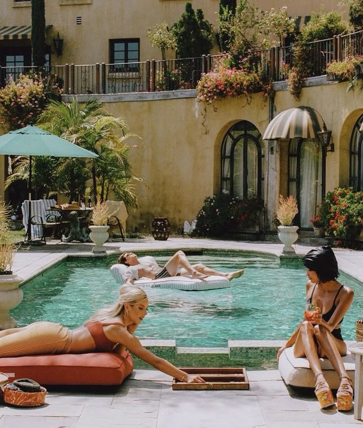 The Return of the Sun: TCM Wisdom on Healing and Renewal